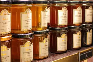 21 Types of Honey & Their Benefits