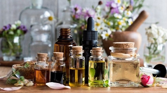 Essential Oils to Lure a Swarm